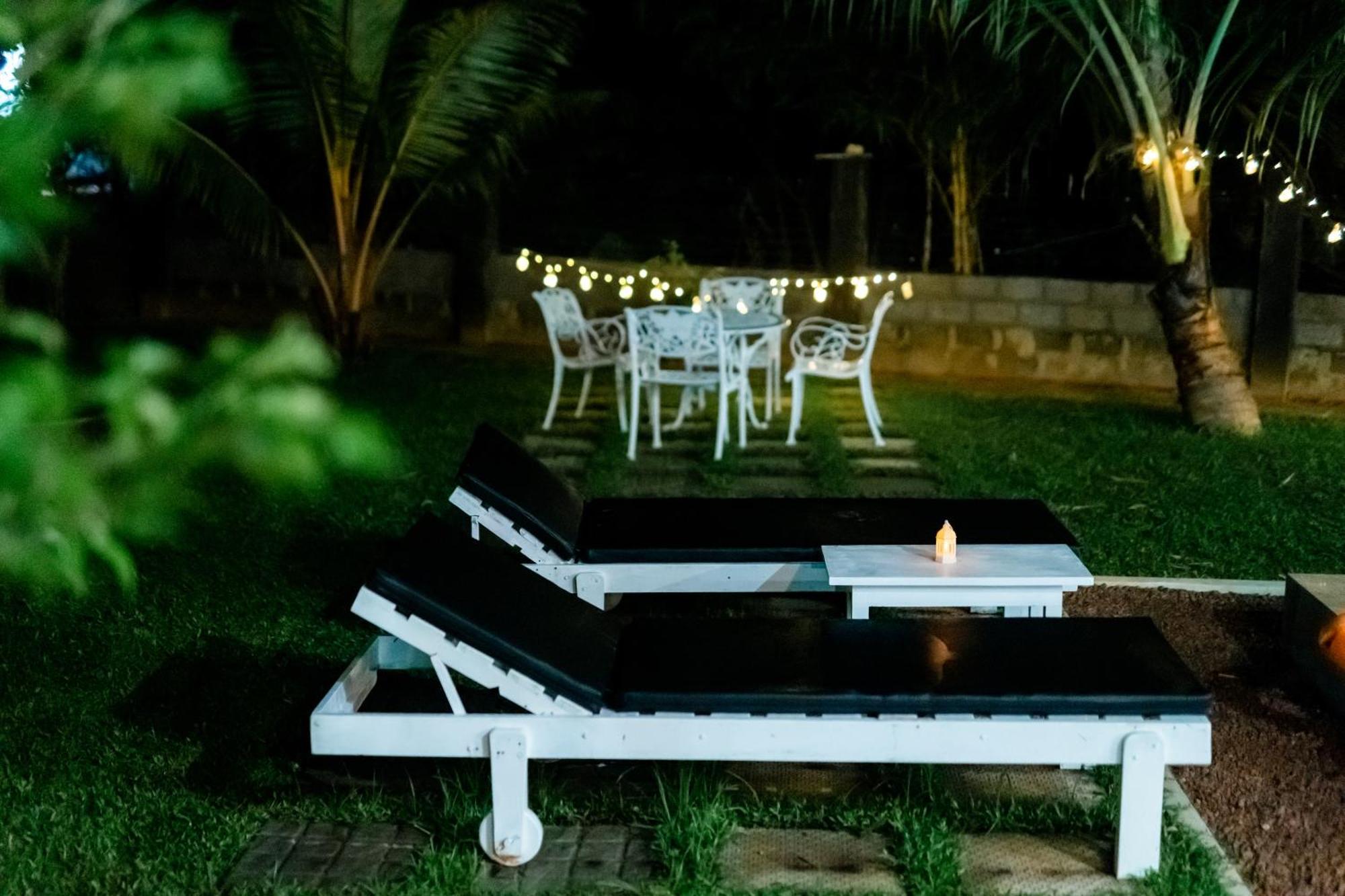 Villa Tropical Oasis บาลาปิตียา ภายนอก รูปภาพ