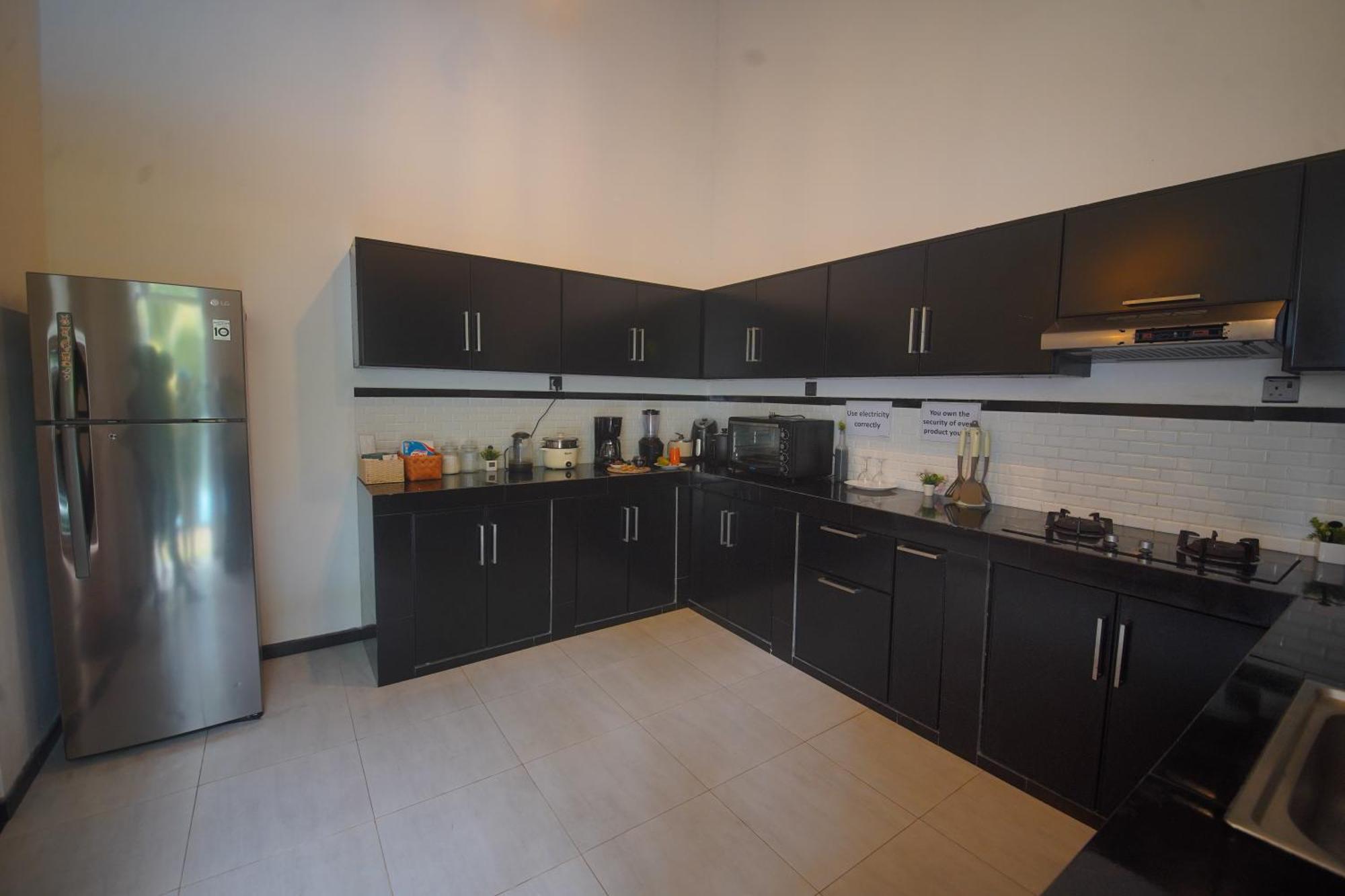Villa Tropical Oasis บาลาปิตียา ภายนอก รูปภาพ